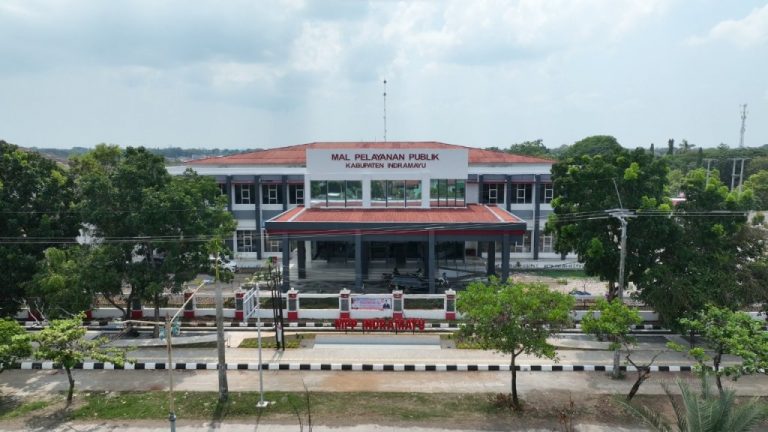 Investasi-Triwulan-I-2025-Indramayu-Tembus-Rp362-Miliar-Lucky-Hakim-dan-Syaefudin-Komitmen-Dorong-Iklim-Usaha-Ramah-Investor-768x432